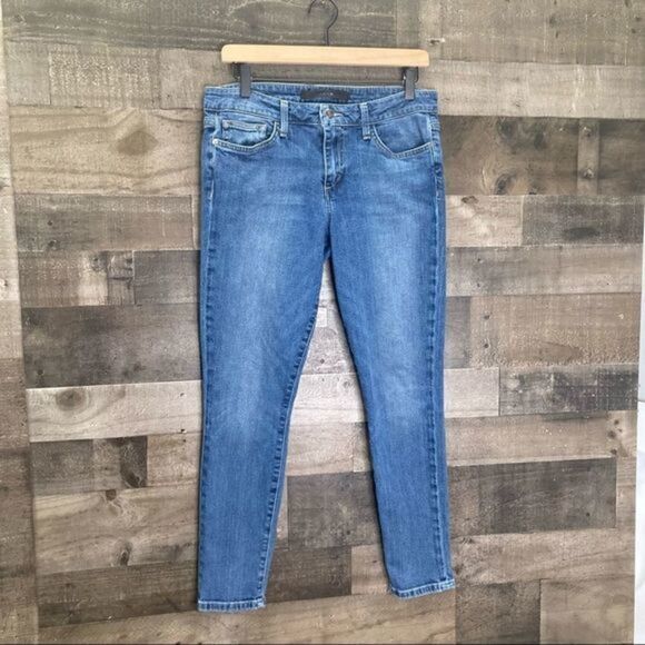 Joe’s Jeans Skinny Ankle in Remi Medium Wash - Picture 2 of 14